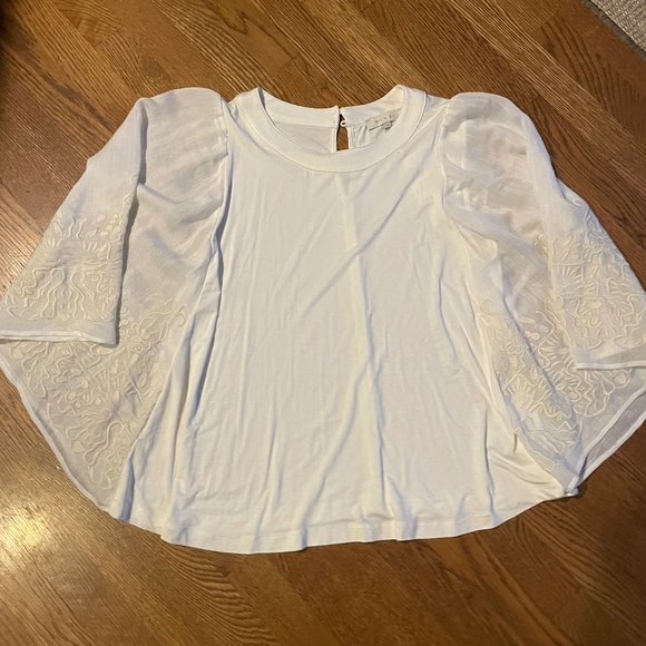 NWT Eri + Ali Batwing Anthropologie embroidered Beautiful top shirt size Large - Picture 1 of 6